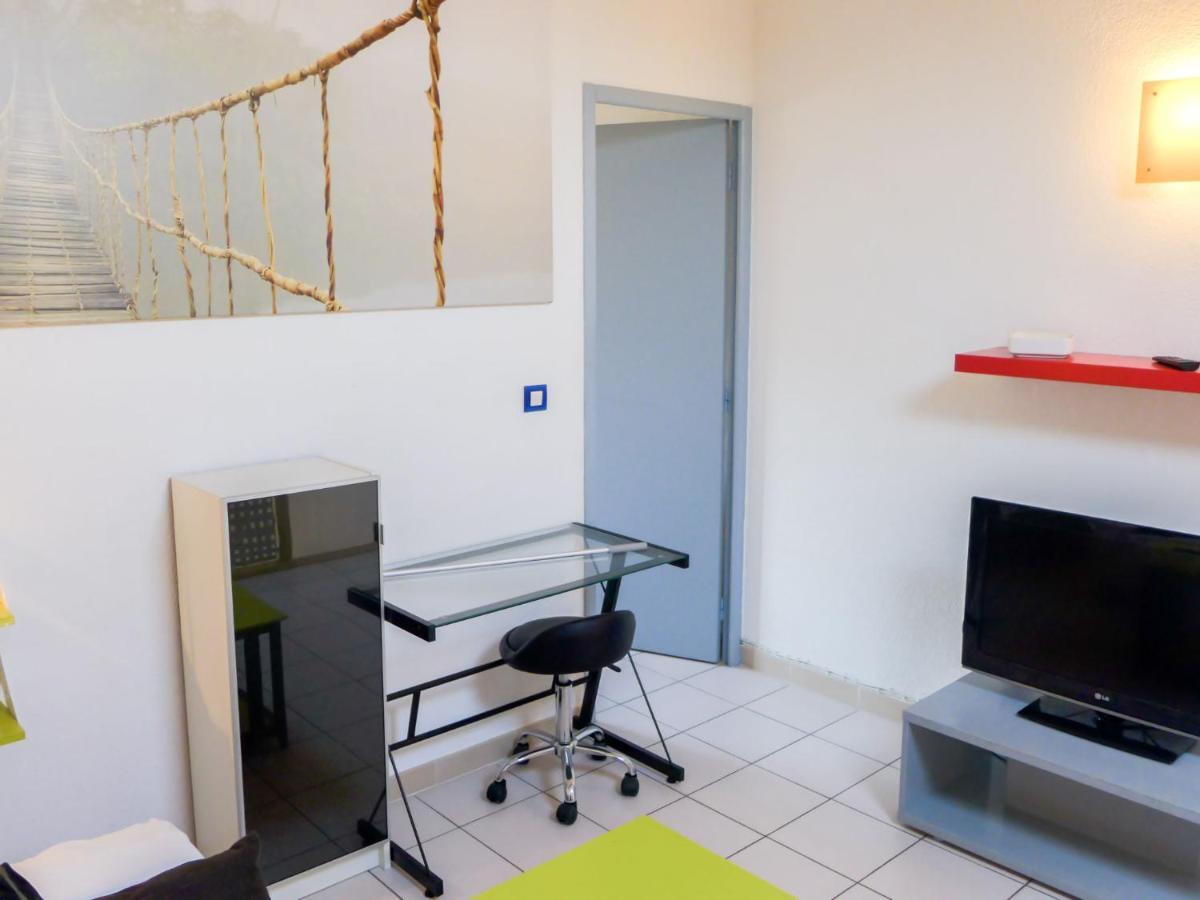 Holiday Home Hameau Des Tamarins-1 By Interhome Le Barcares Ngoại thất bức ảnh